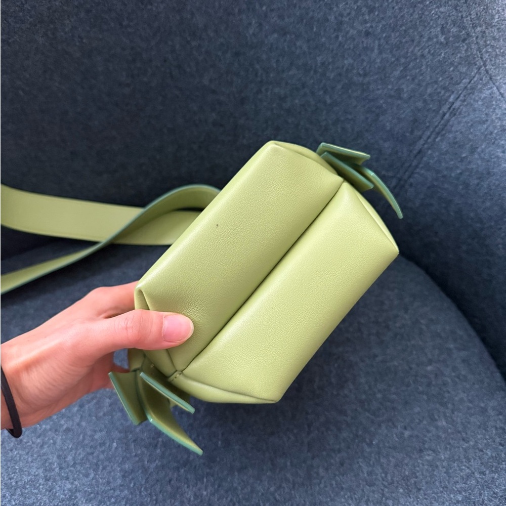 Acne Studios Micro Musubi Green Crossbody Bag - Picture 3 of 7